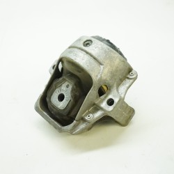 09-12 Audi A4 2.0T Right Engine Mount 8R0199382AD