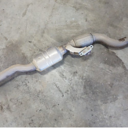 2011 2012 AUDI A8 - 4.2L V8 Passenger Side Exhaust Downpipe Resonator