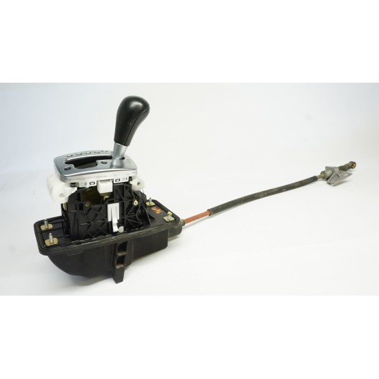 2004-2008 AUDI S4 Automatic Transmission Gear Selector & Display 8E1713111R