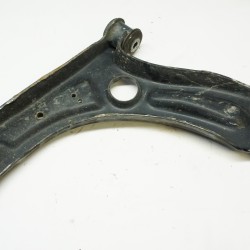 2015 2016 2017 2018 Volkswagen Jetta Passenger Lower Control Arm