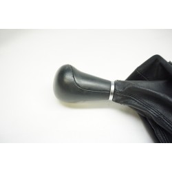 2009-2012 AUDI Q5 Shift Knob and Boot Black 8K1713139A