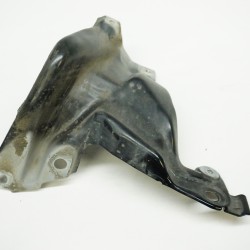 2000-2006 AUDI TT - LEFT Front Fender Bracket 8N0821135A