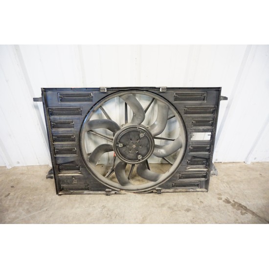 2017-2023 B9 AUDI A4 2.0T Radiator Electric Cooling Fan 8W0121207B