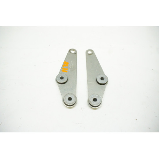 2011-2015 Audi Q7 Exhaust Resonator Support Bracket 7P0253047D