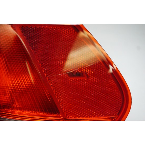 12-15 Volkswagen Passat Passenger Side Tail Light Brake Lamp 561945096F OEM