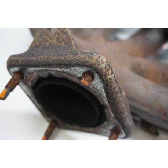 2011-2014 Volkswagen 2.5L Engine Exhaust Manifold 07K253031M