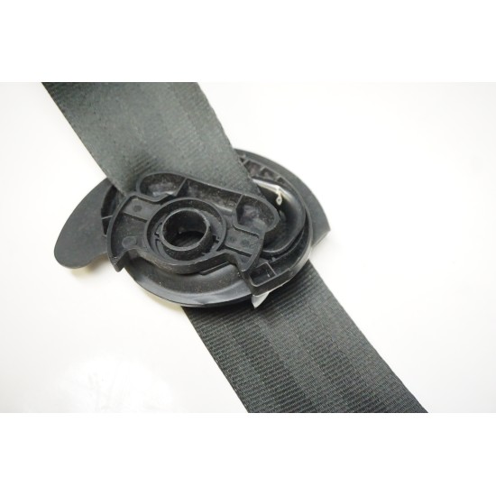 2012-2015 VW PASSAT FRONT DRIVER SEAT BELT BLACK