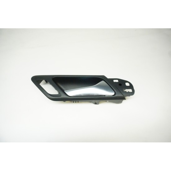 2010-2014 Volkswagen Golf Passenger Door Handle Front Right 5K0837113