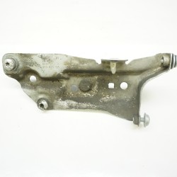 8P AUDI A3 Driver Fender Support Bracket Right Front 8P0821135