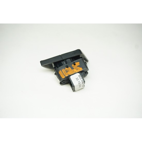 B8.5 AUDI A4 S4 Passenger Front Door Lock Switch 8K2962108A