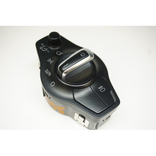 2013-2015 AUDI RS5 Auto Headlight Switch 8K0941531AQ
