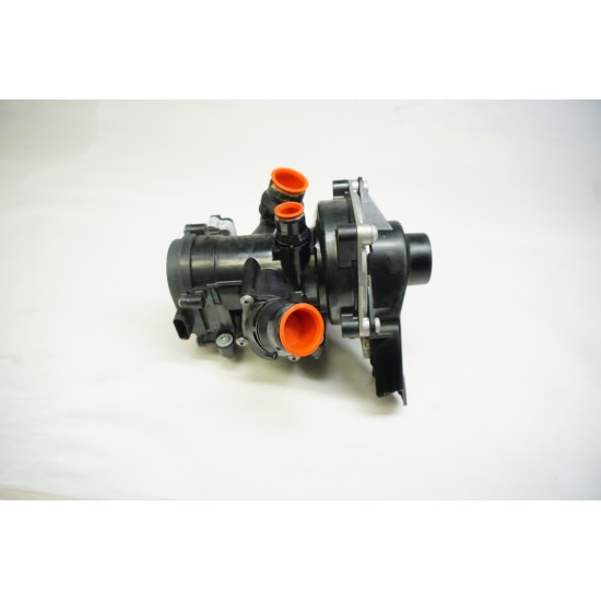 Volkswagen Passat Tiguan Jetta 2.0T Coolant Pump 06L121111M