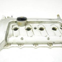 AUDI A8 4.2L V8 DRIVER SIDE ENGINE VALVE COVER - LEFT 077103471T