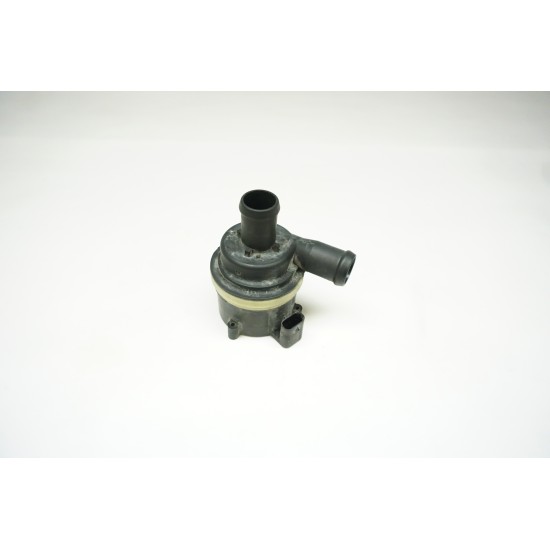 2013-2015 AUDI RS5 V8 - Auxiliary Water Pump 6R0965561A