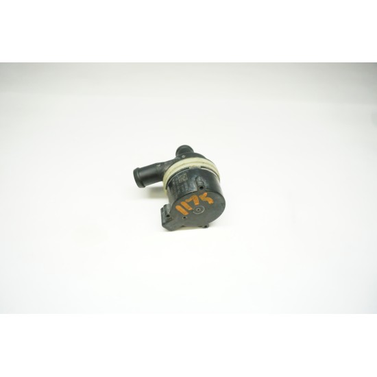 2013-2015 AUDI RS5 V8 - Auxiliary Water Pump 6R0965561A