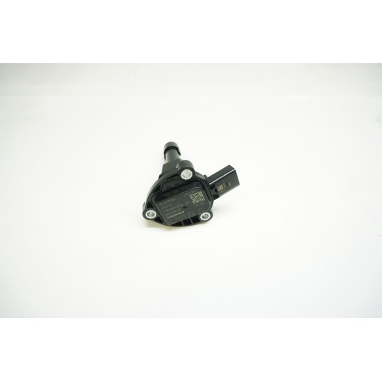 19-23 AUDI Q3 2.0T Oil Level Sensor 03F907660E OEM