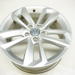 Volkswagen Passat Factory Alloy Wheel 561601025AA