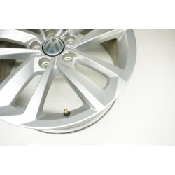 2020 Volkswagen Passat 17