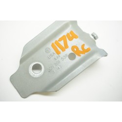 18-20 Volkswagen Atlas Upper Fender Bracket - Right 3CN809536