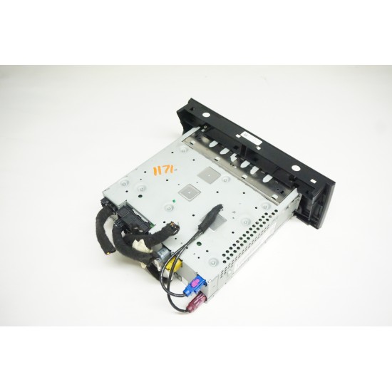 AUDI ALLROAD - MMI 3G Media Interface Control Module 8R1035746C