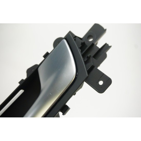 2013-2016 AUDI A4 - Front Passenger Door Handle 8K0837020