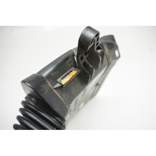 2013 -2015 AUDI RS5 Intake Duct Right 8T0129906A