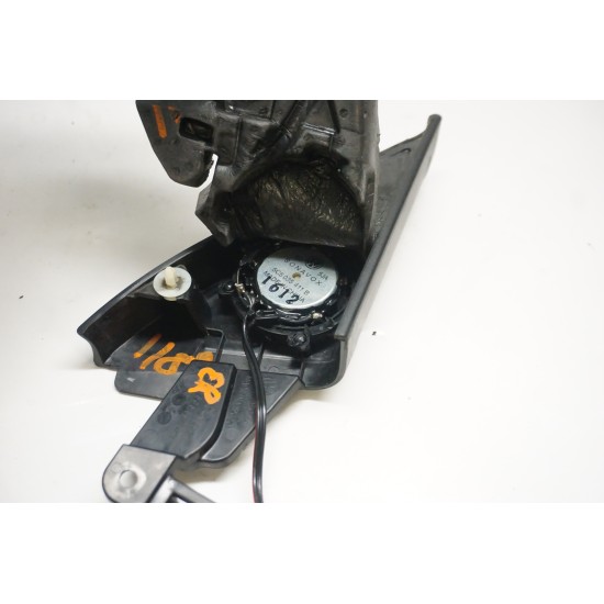 2012-2014 Volkswagen Beetle - Left Door Tweeter Speaker Cover 5C5837973