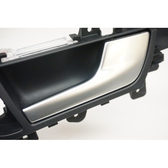 2013-2016 Audi Allroad - Front Passenger Door Handle 8K0837020