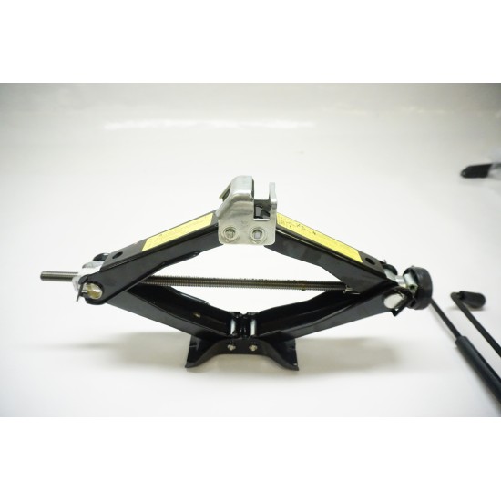 2013-2016 AUDI ALLROAD - Scissor Jack 8K0-011-031-K