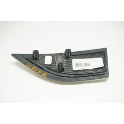 2012-2015 VOLKSWAGEN PASSAT FRONT BUMPER Side Marker Reflector RIGHT 561941778B