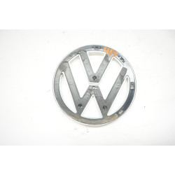 2012-2019 Volkswagen Beetle Hood Emblem / Badge 5C5853600A 2012-2019 Volkswagen Beetle Hood Emblem / Badge 5C5853600A