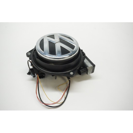 2016-2019 Volkswagen Beetle Trunk Release Switch / Reverse Camera 5C3827469Q