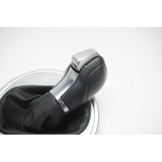 2012-2019 Volkswagen Beetle Shift Knob and Boot  5C1713203A