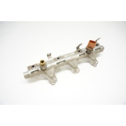 2012-2015 AUDI A6 CAEB Fuel Rail 06J133317AB