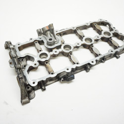 2007-2010 Audi A8 4.2L V8 Passenger Cylinder Head Camshaft Bracket