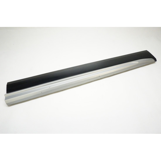 2021-2024 Audi SQ5 - Passenger Front Door Trim Moulding 80A853960G LY9B