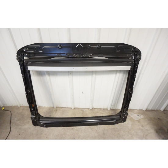 2008-2015 Audi S5 Sun Roof Shade Frame 8T0877041B 8T0877307
