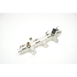 2010-2014 Volkswagen Golf GTI Fuel Rail 06J133317M