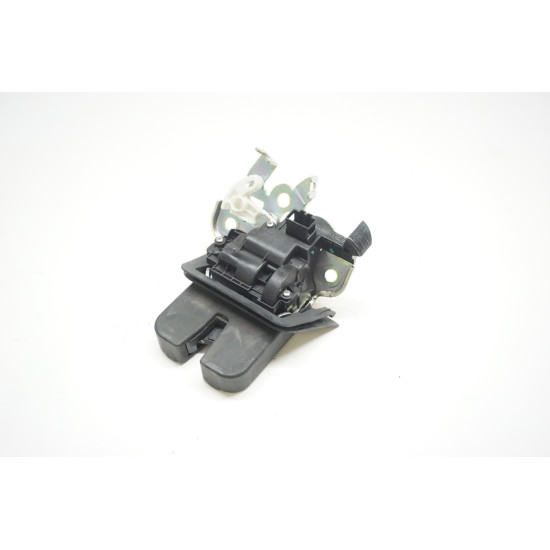 2009 - 2017 AUDI Q5 - Liftgate Trunk Lid Striker Latch 8R0-827-505-A