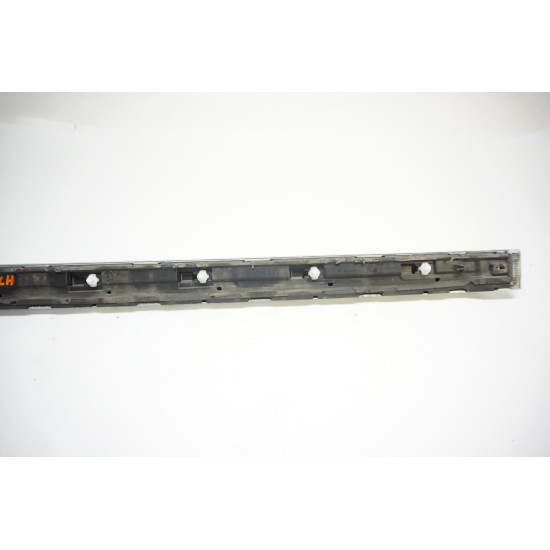 2012-2019 Volkswagen Beetle Driver Door Blade Molding Left 5C5854939P
