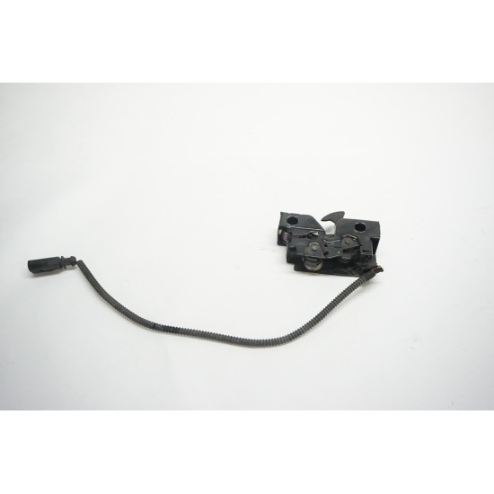 2018-2024 Volkswagen Tiguan - Hood Striker Latch OEM