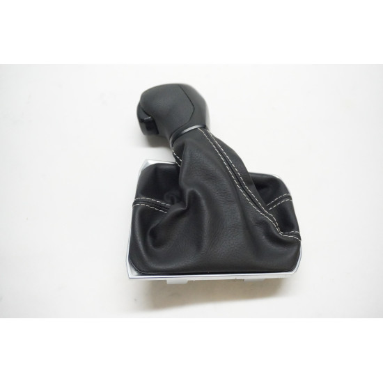 2021-2024 Volkswagen Taos Shift Knob and Boot 5NN713203G