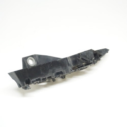 2018 2019 Volkswagen Alltrack Passenger Side Fender / Bumper Bracket GENUINE