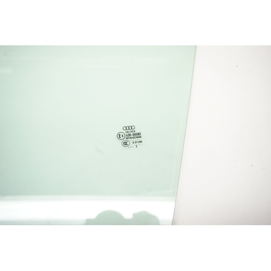 2008-2015 AUDI TT COUPE DRIVER DOOR WINDOW GLASS LEFT 8J8845201A