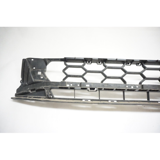 2021-2024 Audi A4 S Line Front Bumper Lower Grille 8W0807683F CRACKED 2021-2024 Audi A4 S Line Front Bumper Lower Grille 8W0807683F CRACKED