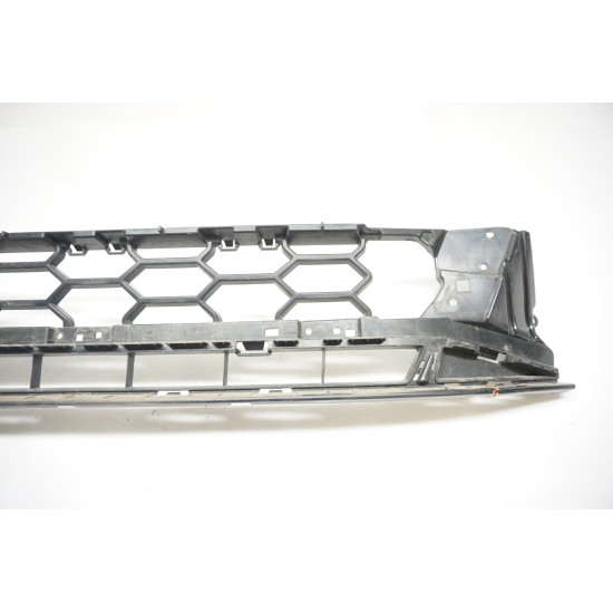 2021-2024 Audi A4 S Line Front Bumper Lower Grille 8W0807683F CRACKED 2021-2024 Audi A4 S Line Front Bumper Lower Grille 8W0807683F CRACKED