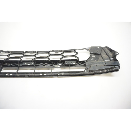 2021-2024 Audi A4 S Line Front Bumper Lower Grille 8W0807683F CRACKED 2021-2024 Audi A4 S Line Front Bumper Lower Grille 8W0807683F CRACKED