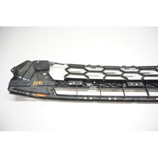 2021-2024 Audi A4 S Line Front Bumper Lower Grille 8W0807683F CRACKED 2021-2024 Audi A4 S Line Front Bumper Lower Grille 8W0807683F CRACKED