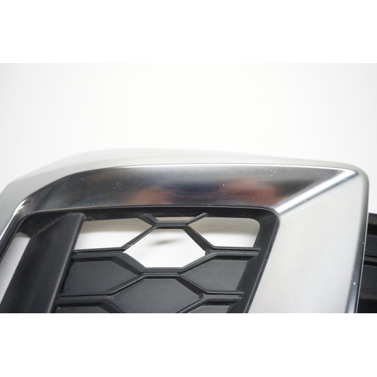 2021-2024 Audi A4 S Line Passenger Bumper Grille 8W0807682AM