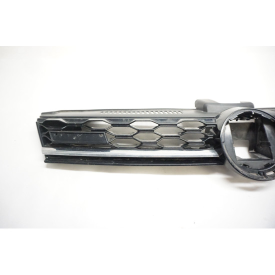 2018 2019 Volkswagen Alltrack Front Bumper Grille 5G0853651DA